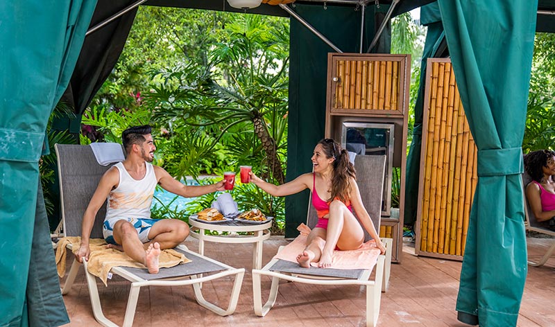 Aquatica Orlando Cabana